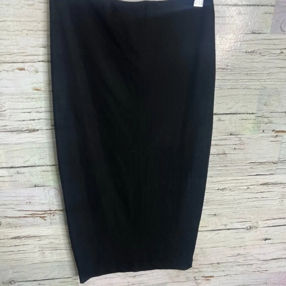 Guess midi black stretchy sheath  skirt size xs - Picture 6 of 7